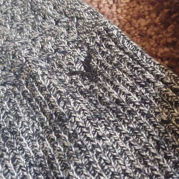 American eagle Heathered gray crew neck sweater - Picture 3 of 5